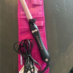 The Beachwaver Co. Hair Tool - Black and Pink